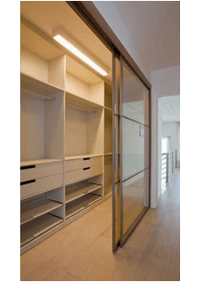 Линейная гардеробная комната с дверями купе Крымск